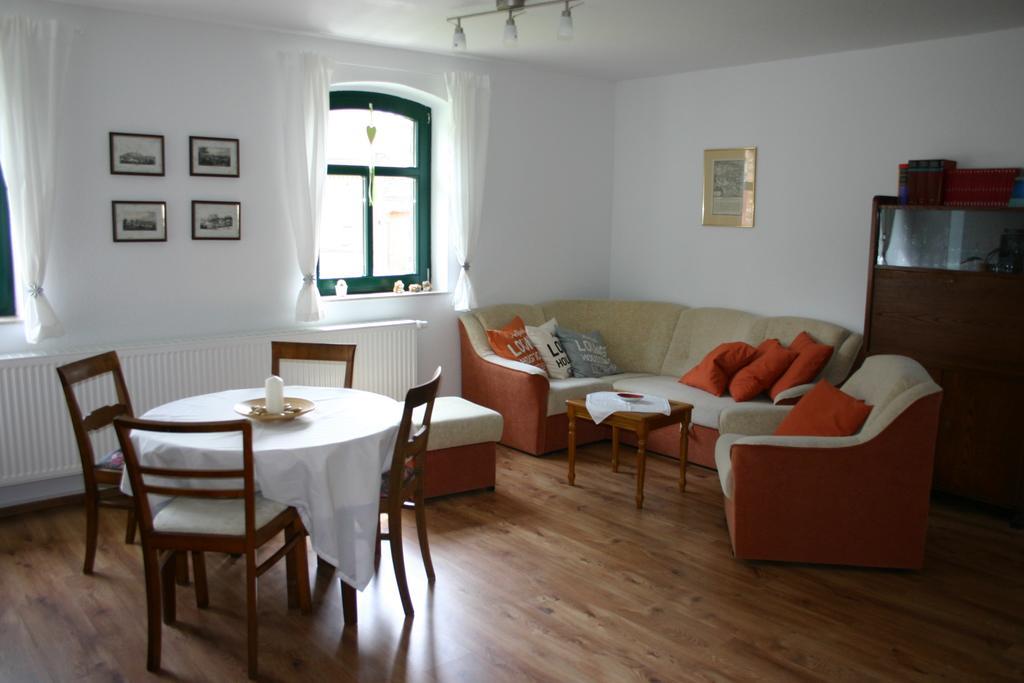 Apartment Jakobsweg Gbr Weissenfels Room photo