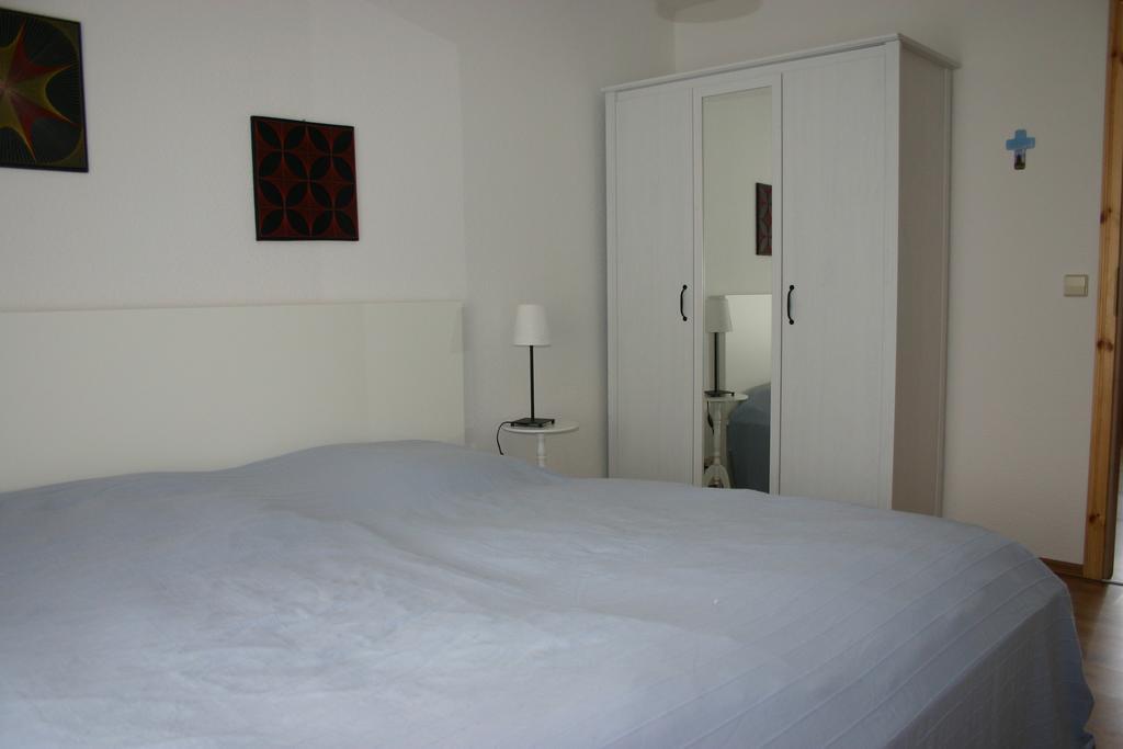 Apartment Jakobsweg Gbr Weissenfels Room photo